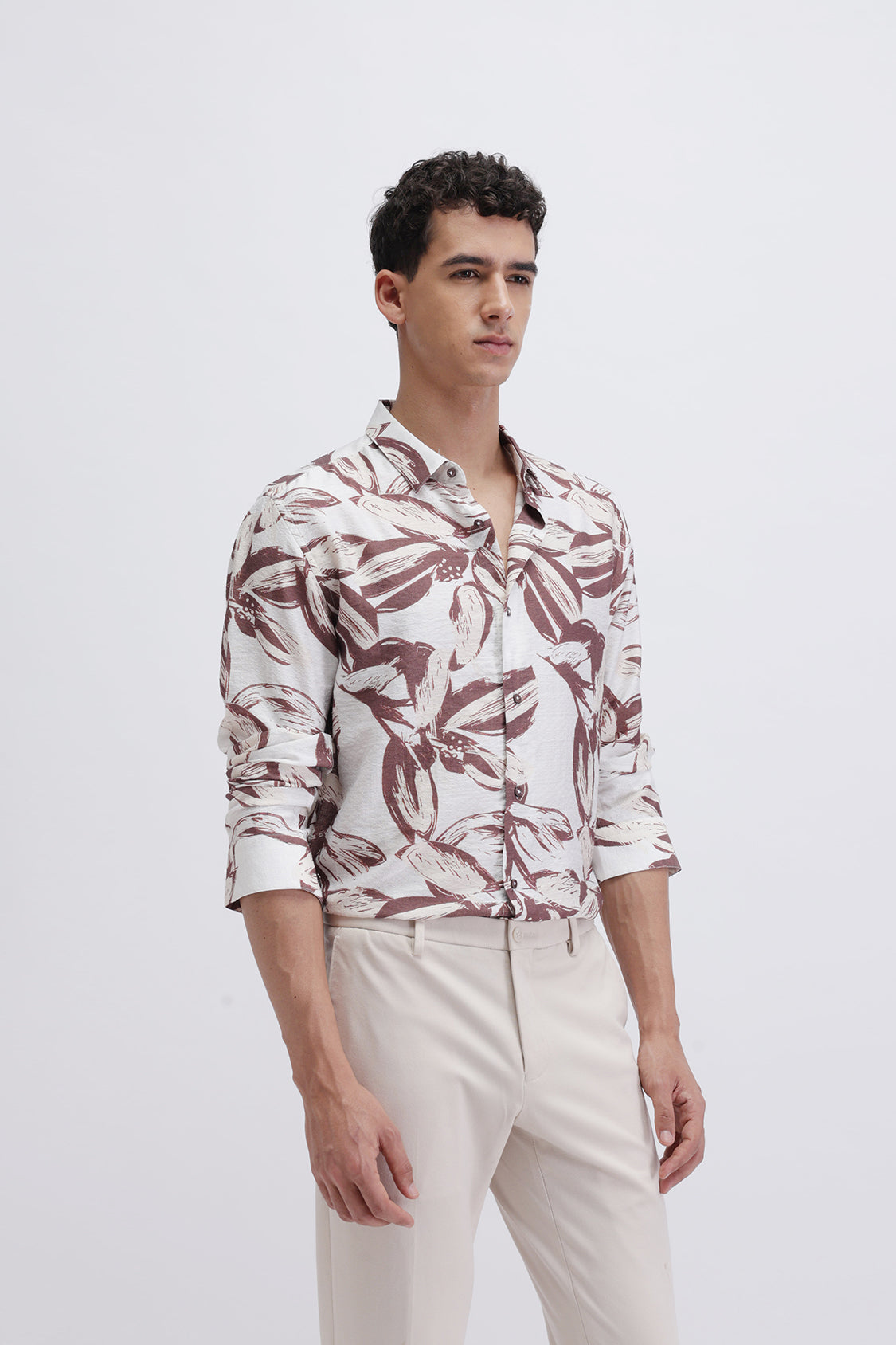 FLORAL PRINTED SLIM FIT SHIRT